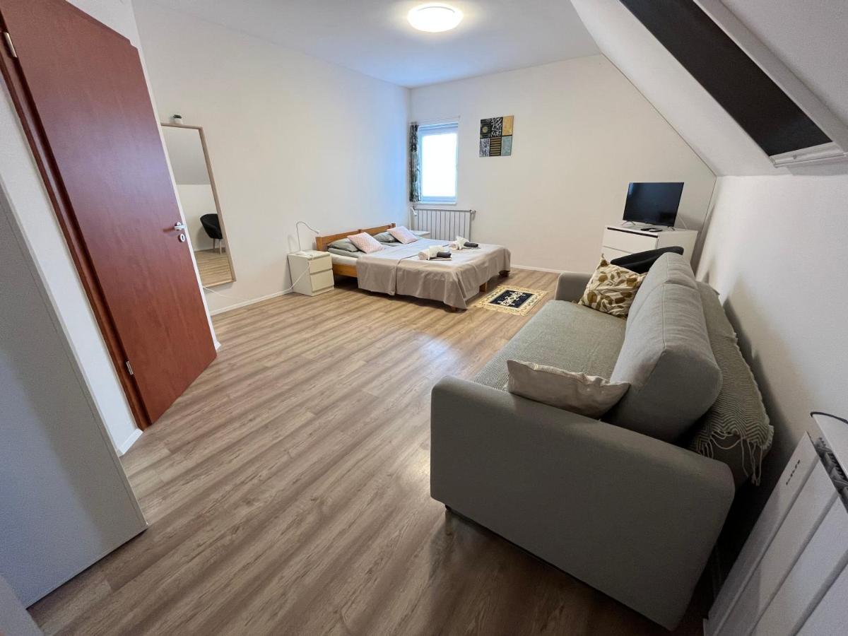 Hotel ReGoRi Ház Balatongyörök Esterno foto