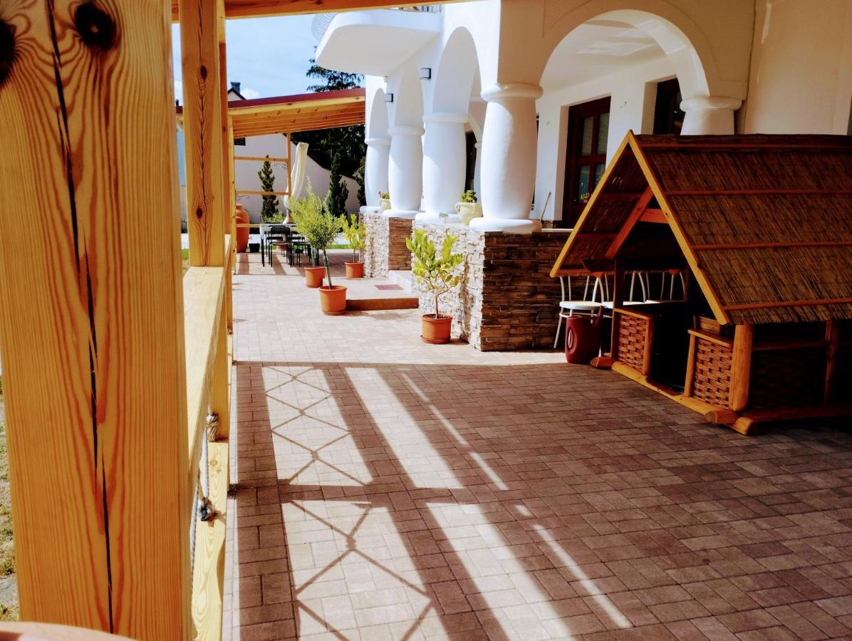 Hotel ReGoRi Ház Balatongyörök Esterno foto