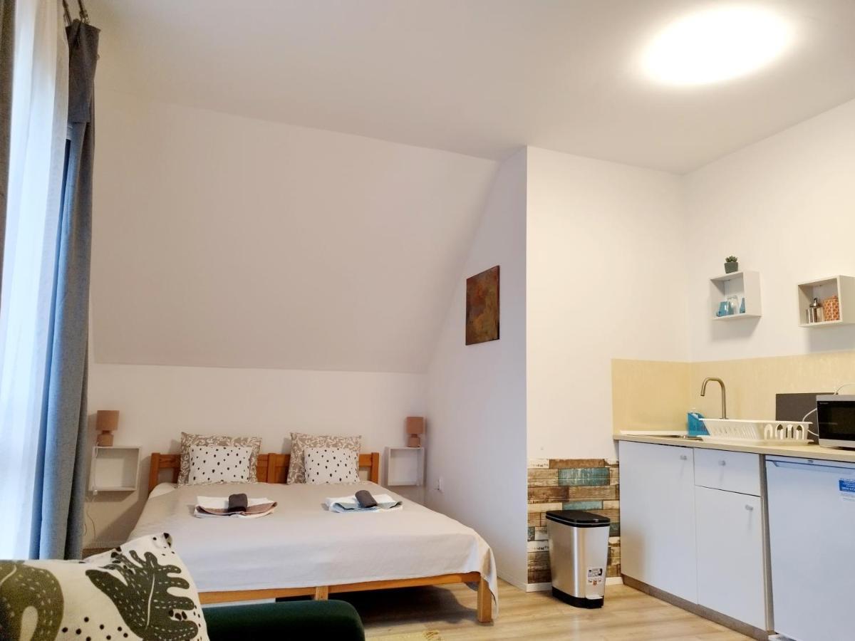 Hotel ReGoRi Ház Balatongyörök Esterno foto
