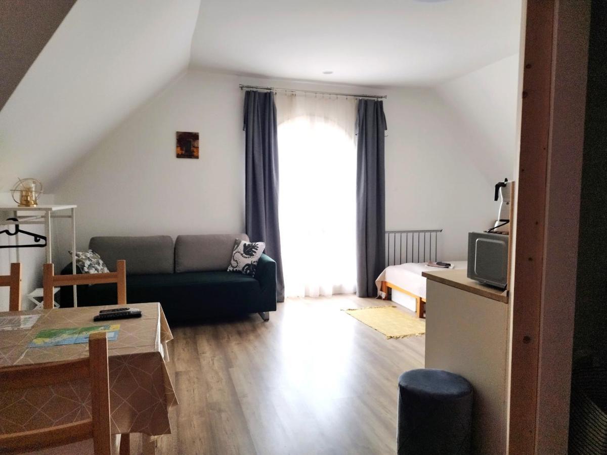Hotel ReGoRi Ház Balatongyörök Esterno foto
