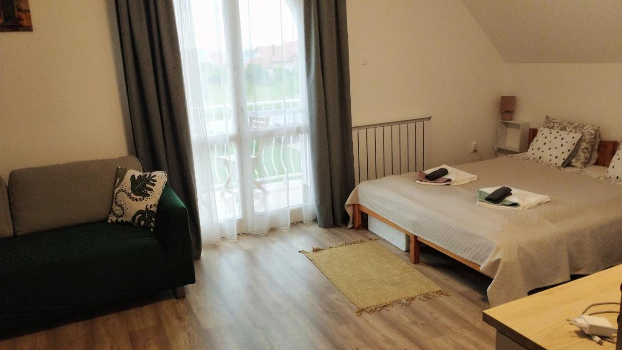 Hotel ReGoRi Ház Balatongyörök Esterno foto